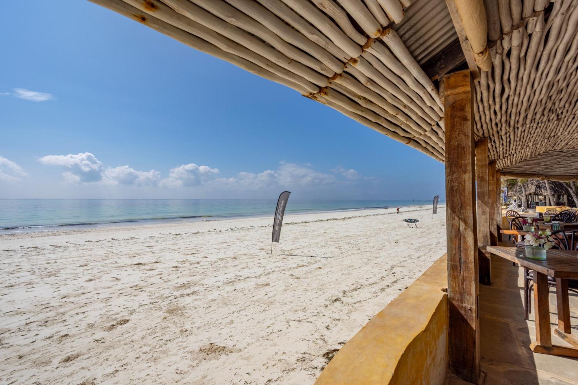 Blue Marlin Beach Hotel Diani Beach Exterior photo